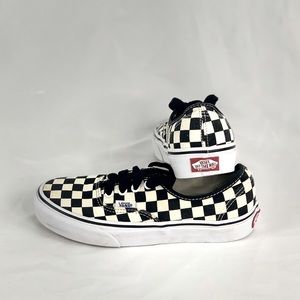 Vans Classic Checkerboard low top -  Men size 5.5 Women size 7